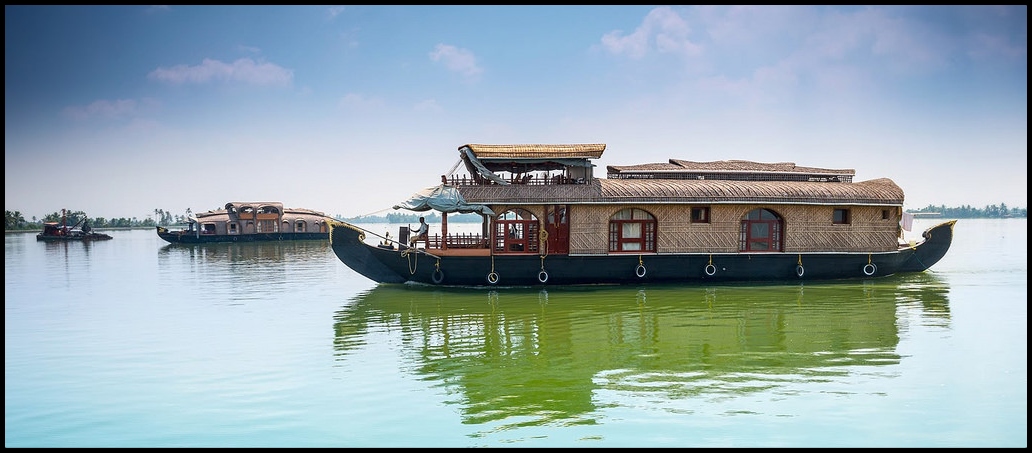 Kerela backwater cruise