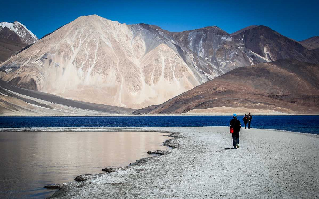 is it safe to visit leh ladakh in august
