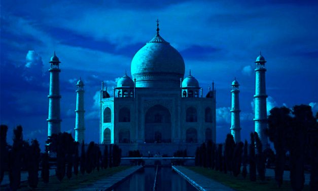 Why Taj Mahal Should Be Visited During Full Moon Nights