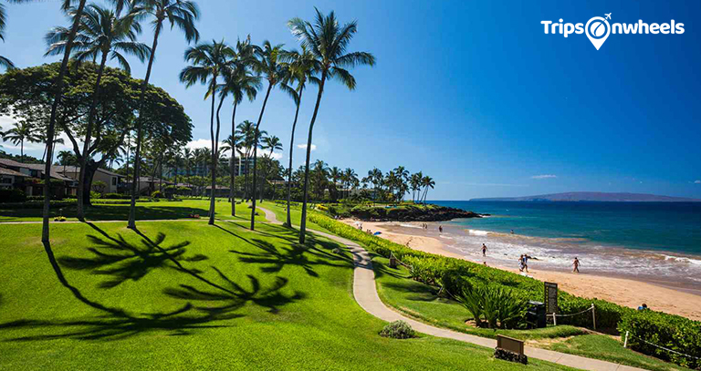 Maui Hawaii - Tripsonwheels