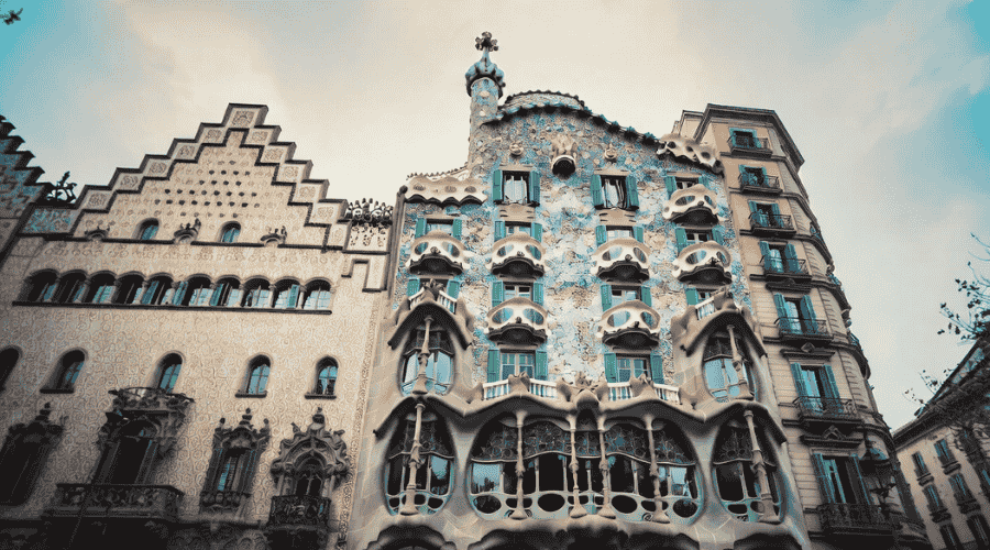 You are currently viewing Casa Batlló in Barcelona Tickets Using Tiqets.com – Complete Travel Guide