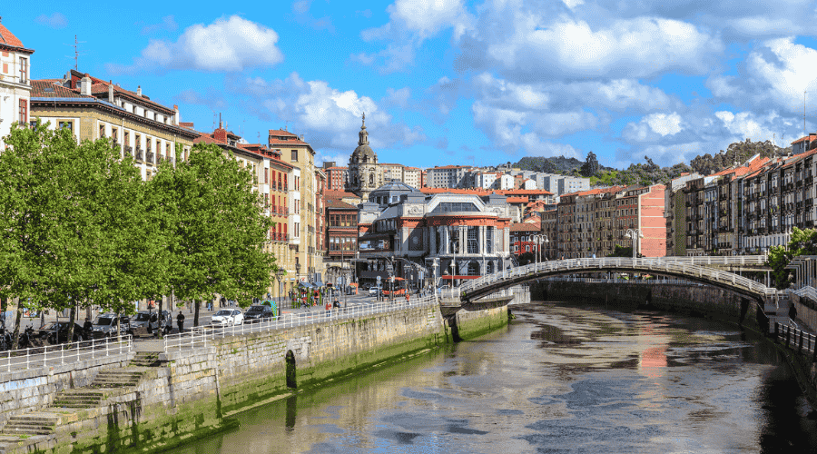 You are currently viewing Portsmouth to Bilbao Ferry: The Ultimate Guide to Sailing to Spain