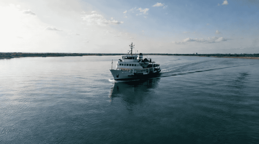 You are currently viewing Rosslare to Cherbourg Ferry Guide: Routes, Tips & Travel Experience